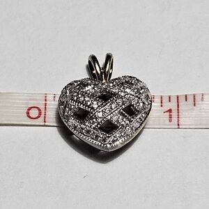 Pavé Lattice Heart Pendant Necklace - Silver